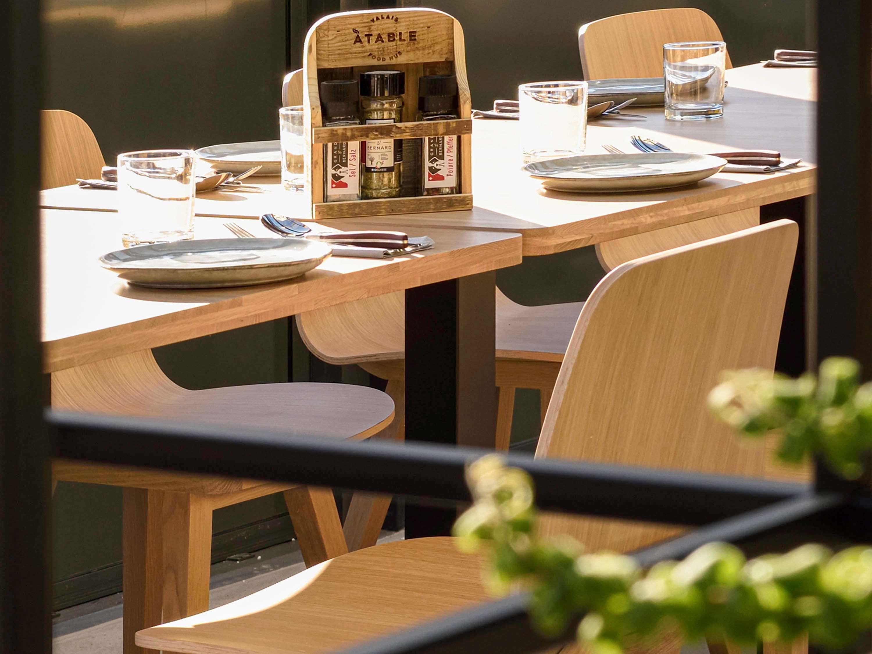 Nonanteneuf Appart Hotel Sierre - Contactless Check-In Exterior foto